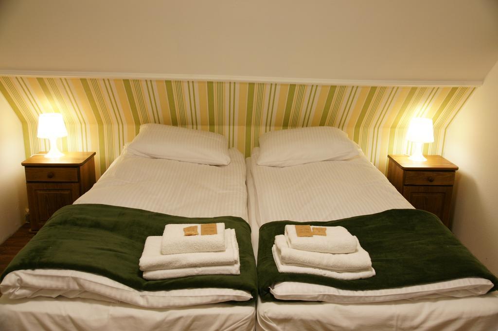 Willa Zwolakowka Bed & Breakfast Istebna Room photo